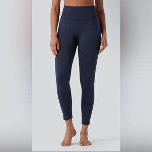 Halara Seamless Flow High Waisted Tummy Control Butt Lifting Leggings 7/8 length